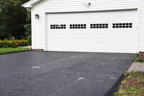 Affordable siding repair and maintenance services in Bloomville, OH